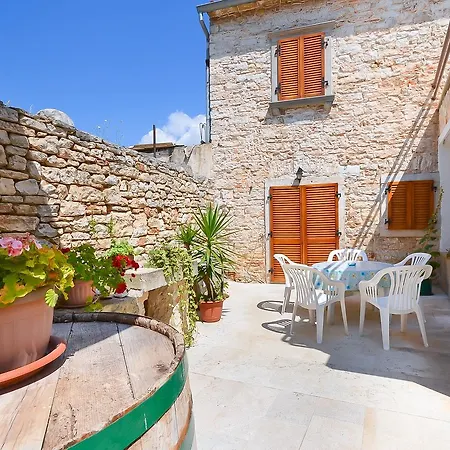 House Marija Holiday home *